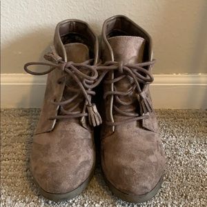 Brown ankle wedges booties